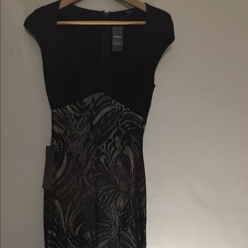 Dress - Picture 2 of 4